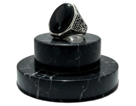 yemeni “civilized heritage” sterling silver ring elite liver colored agate yemeni "civilized heritage" sterling silver ring elite liver colored agate