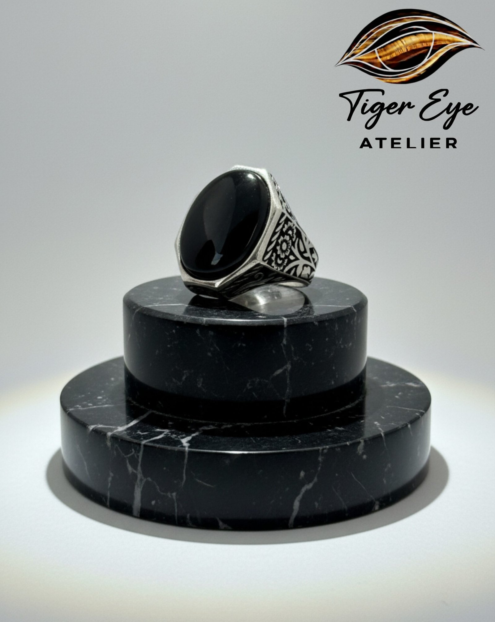 yemeni “civilized heritage” sterling silver ring elite liver colored agate yemeni "civilized heritage" sterling silver ring elite liver colored agate