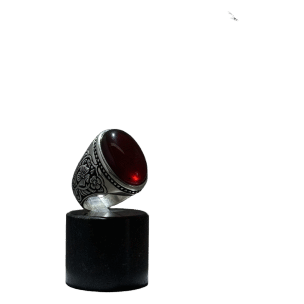 The Chivalry Yemeni agate ring