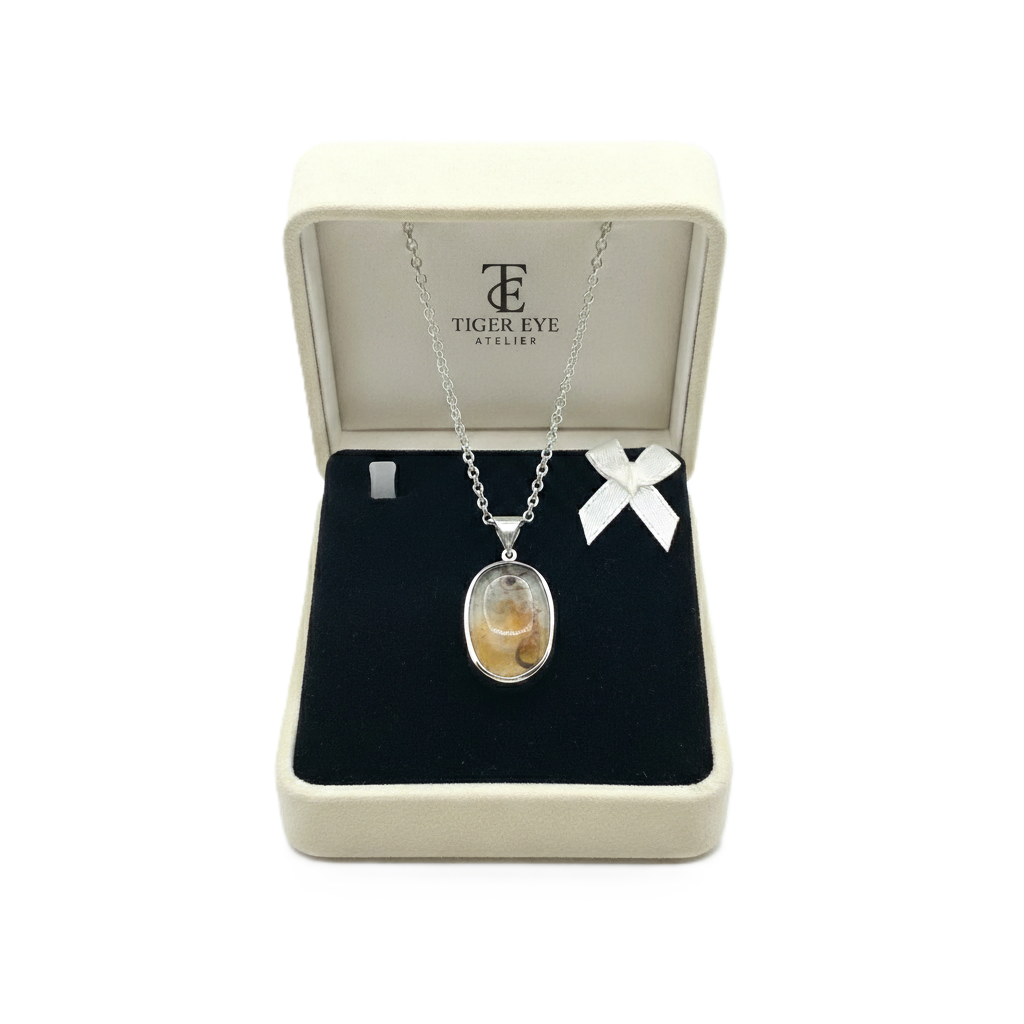 fine filament yemeni agate (aqeeq) sterling silver necklace fine filament yemeni agate (aqeeq) sterling silver necklace